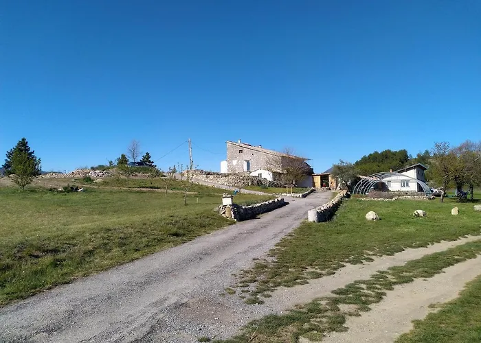 Couette-café Les Terrasses Du Chatelard Theze (Alpes-de-Haute-Provence)